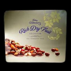9.Celebration Rich Dry Fruit Box