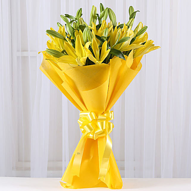 Shining Yellow Lilies Bouquet