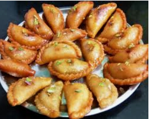 Holi-gujiya